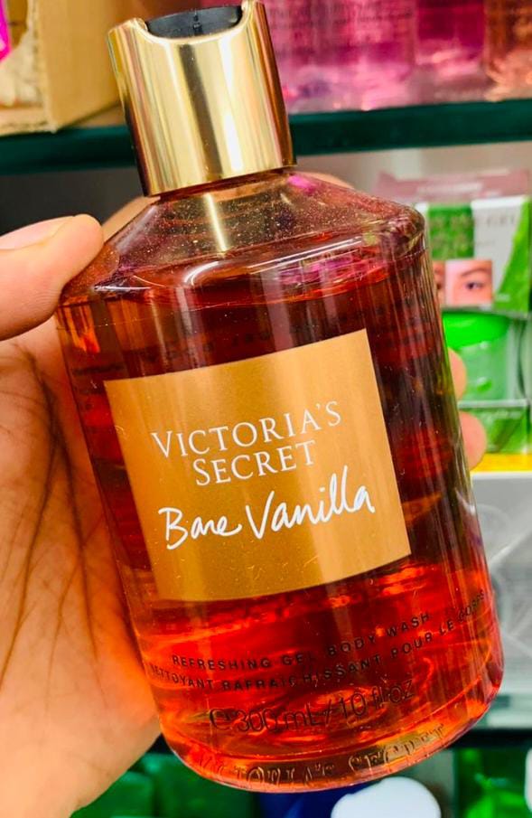 WhatsApp-Image-2021-09-04-at-12.56.10.jpeg Victoria's Secret Bare Vanilla - Body Wash 300ML - Image 1