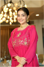AAA+ Mul Chanderi Kurta Pant and Dupatta Set - Image 4