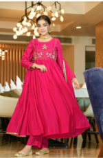 AAA+ Mul Chanderi Kurta Pant and Dupatta Set - Image 6