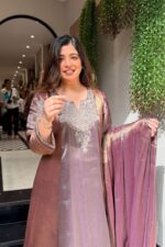 Kurta palazzo and Dupatta Set - Image 5